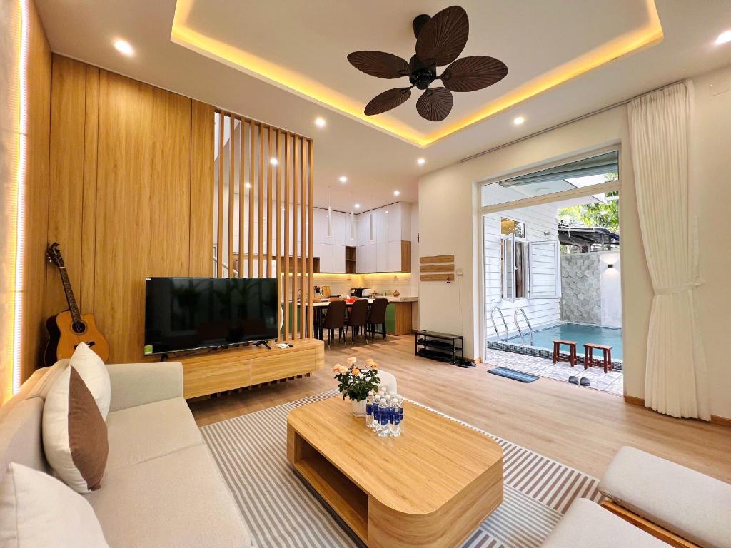 Separate living room