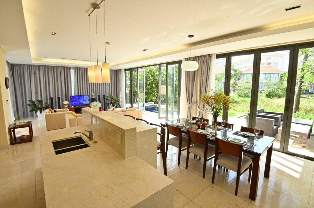 ダナンのModern 3 bedroom villa with private pool at DaNang — 写真4