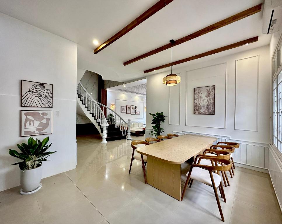 ダナンのRelax Villa 5*Bedrooms Near Beach — 写真5