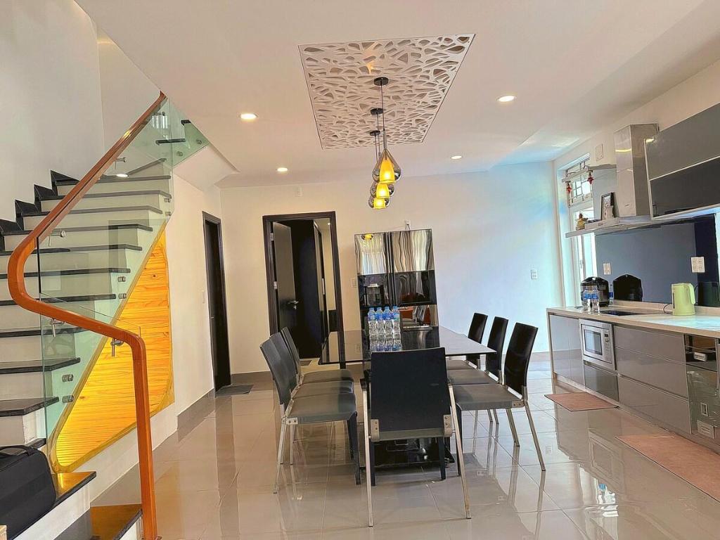 ダナンのMay Villa 6Bedrooms Near Beach — 写真5