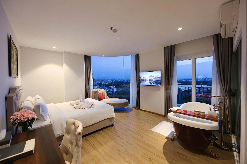 ダナンのRHM Luxury Hotel And Suite — 写真2