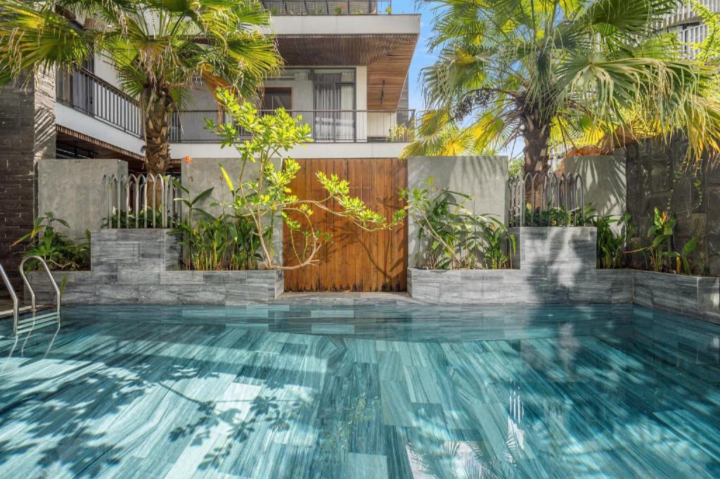 Modern Pool Villa 5BR in Da Nang