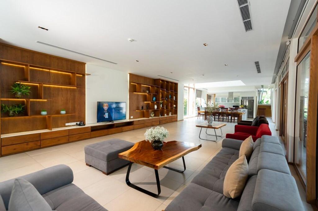 ダナンのLuxury villa with private pool, Fully furnished — 写真3