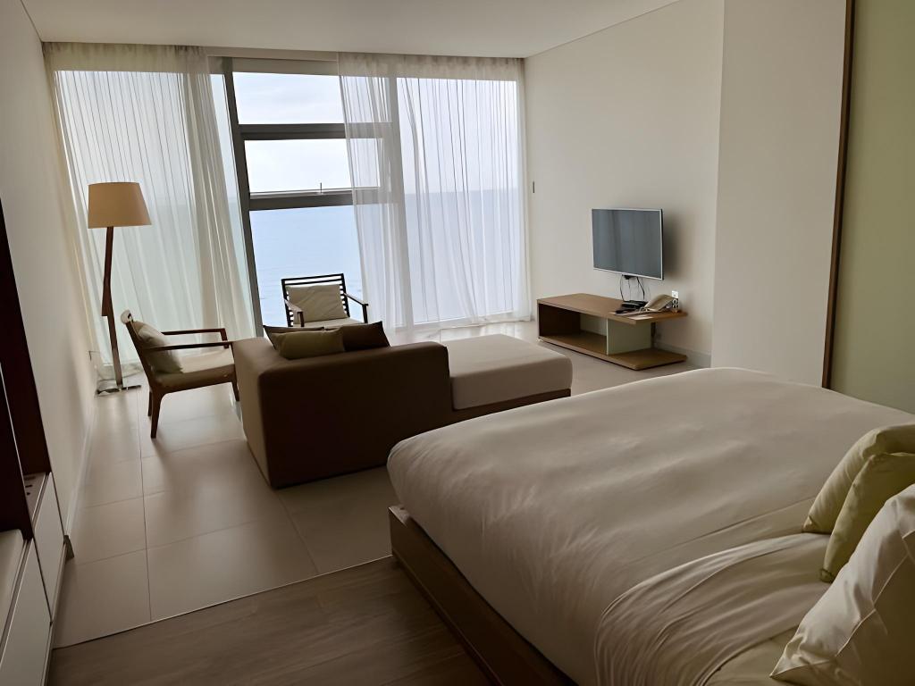 ダナンのLuxe Oceanfront Family Suite By Villuxy — 写真2