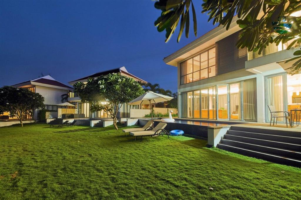 Danang 4 bedroom private pool villa in Da Nang