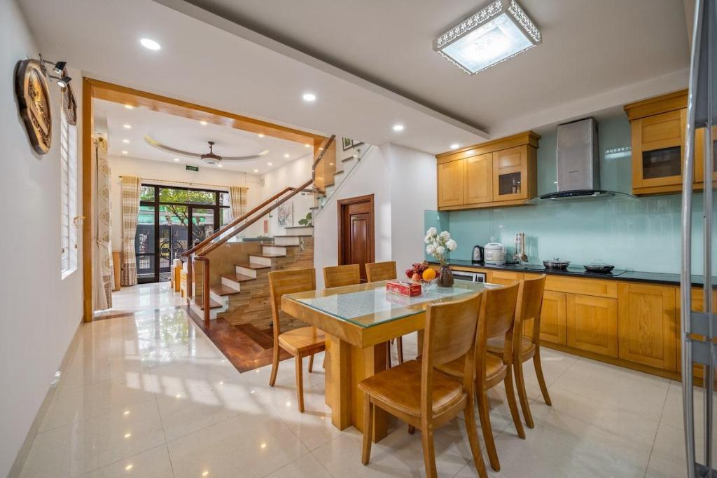 ダナンのVilla 350m2*Center*BestPrice*New4BR*BeachMyKhe900m — 写真5