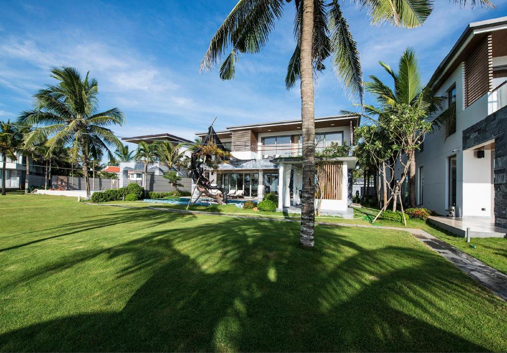 ダナンのOCEAN BEACH Vip Villa 5*/Beach front/Private pool — 写真5