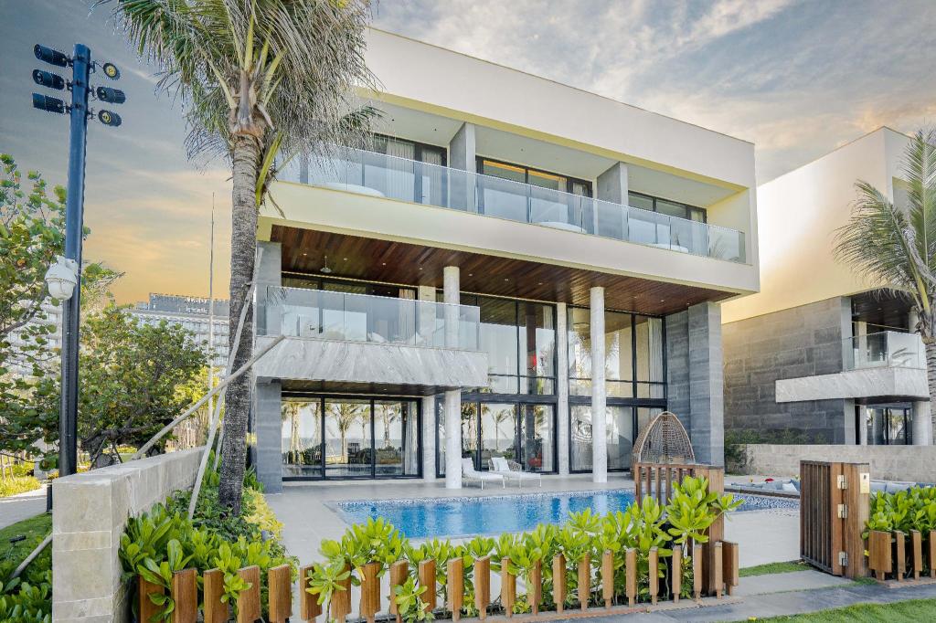 All Inclusive Luxury: Private Beachfront Paradise in Da Nang