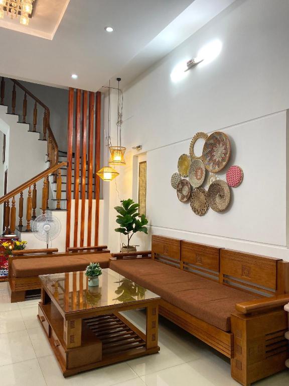 Four Bedroom House Near My Khe Beach in Da Nang