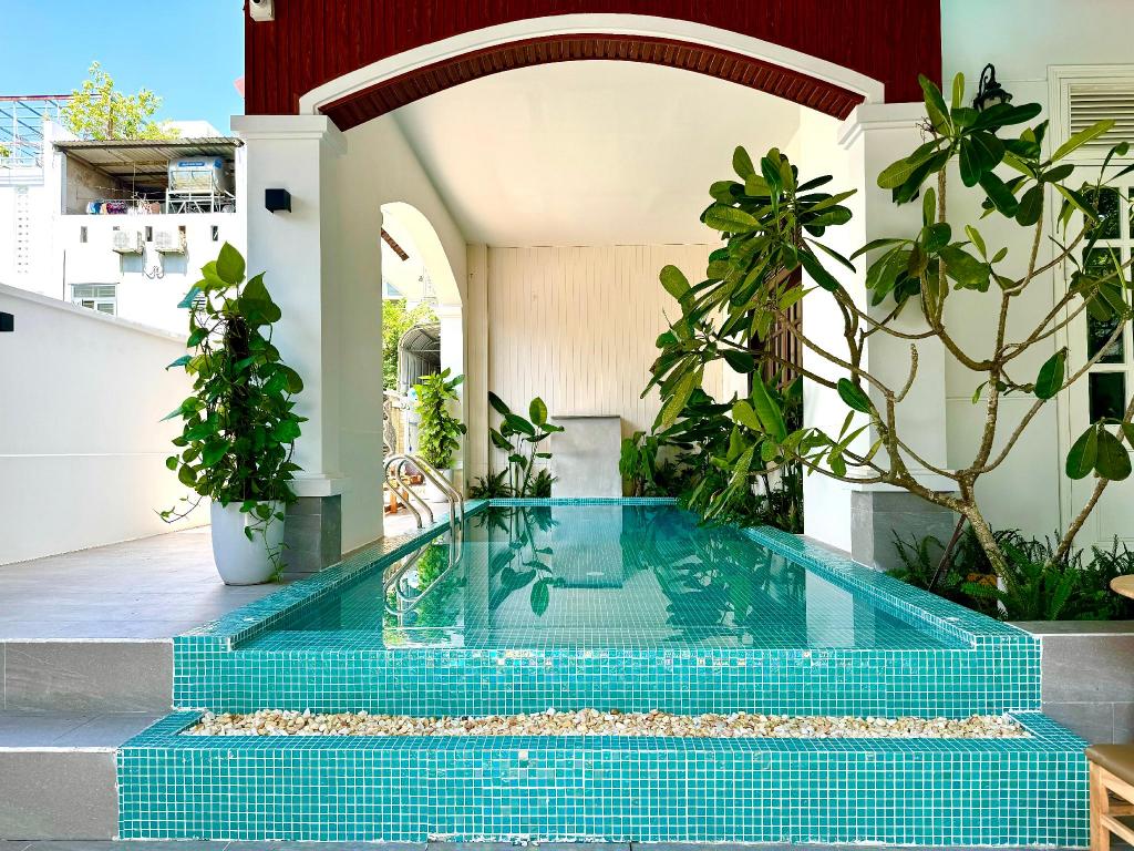 Chill villa near beach, center beach in Da Nang