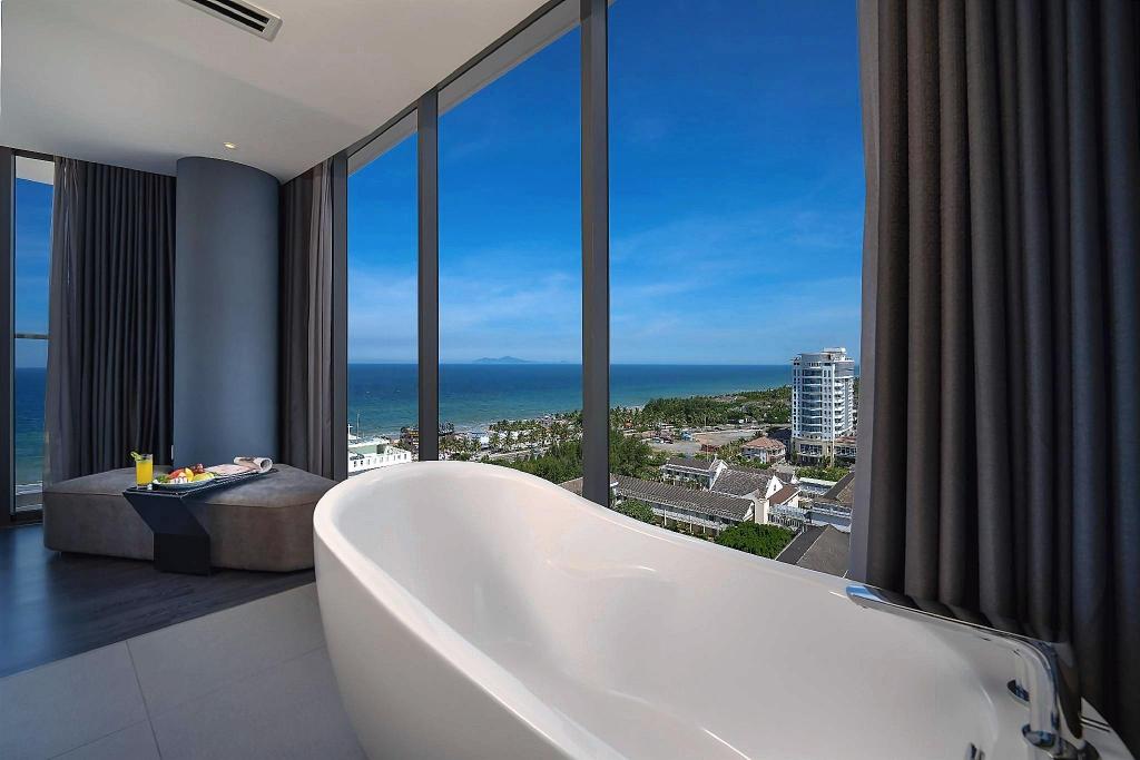 Suite with Sea View - Bathroom
