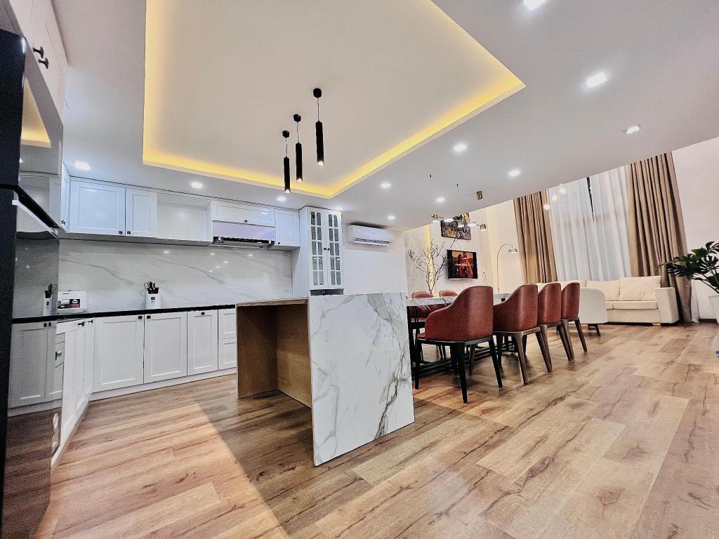 ダナンのMorden Villa Near Beach 6*bedrooms nearbeach — 写真4