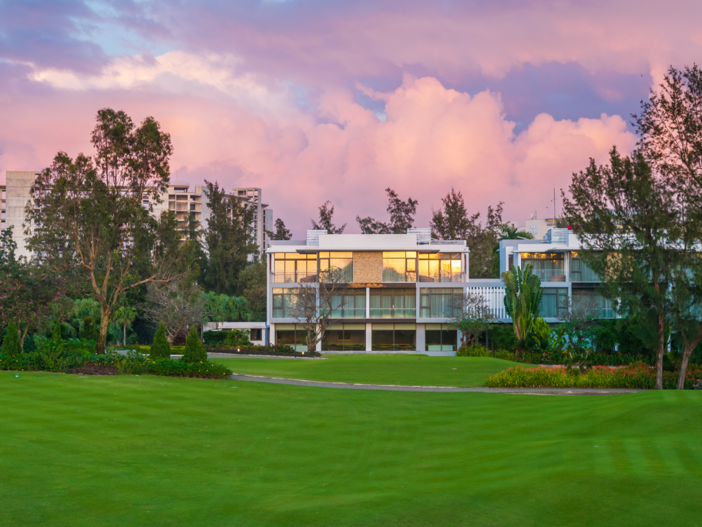 Montgomerie Links Hotel and Villas in Da Nang