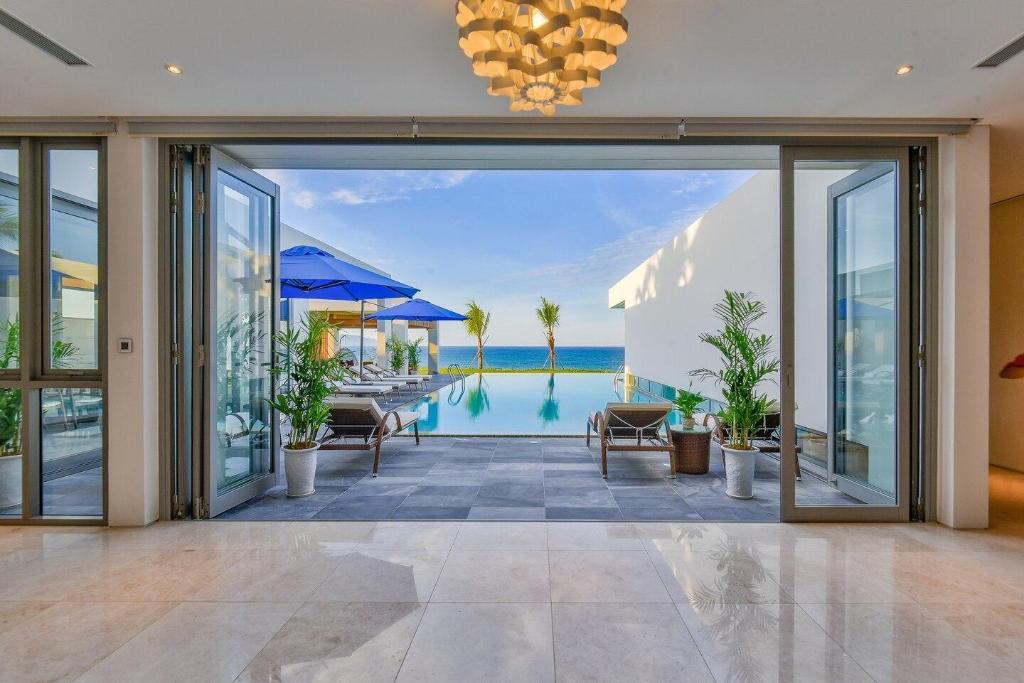 ダナンのStunning Beachfront 6BR Villa with largest pool ⭐⭐ — 写真3